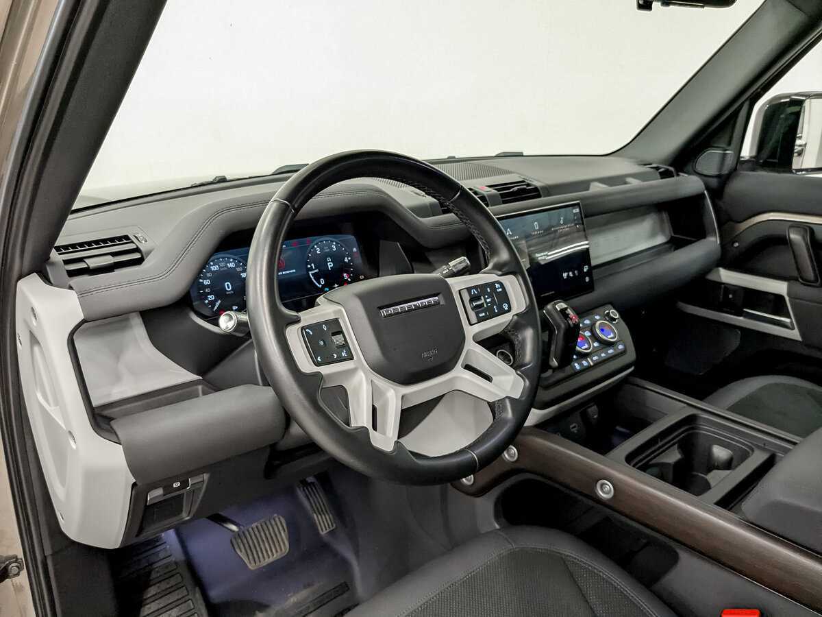 Купить Land Rover Defender с пробегом. Фото: #15