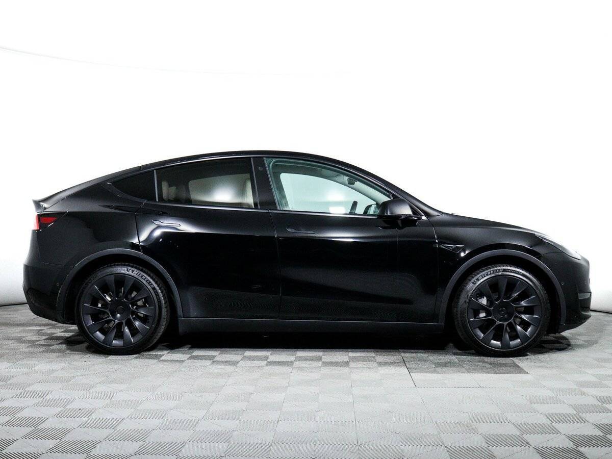 Купить Tesla Model Y с пробегом. Фото: #3