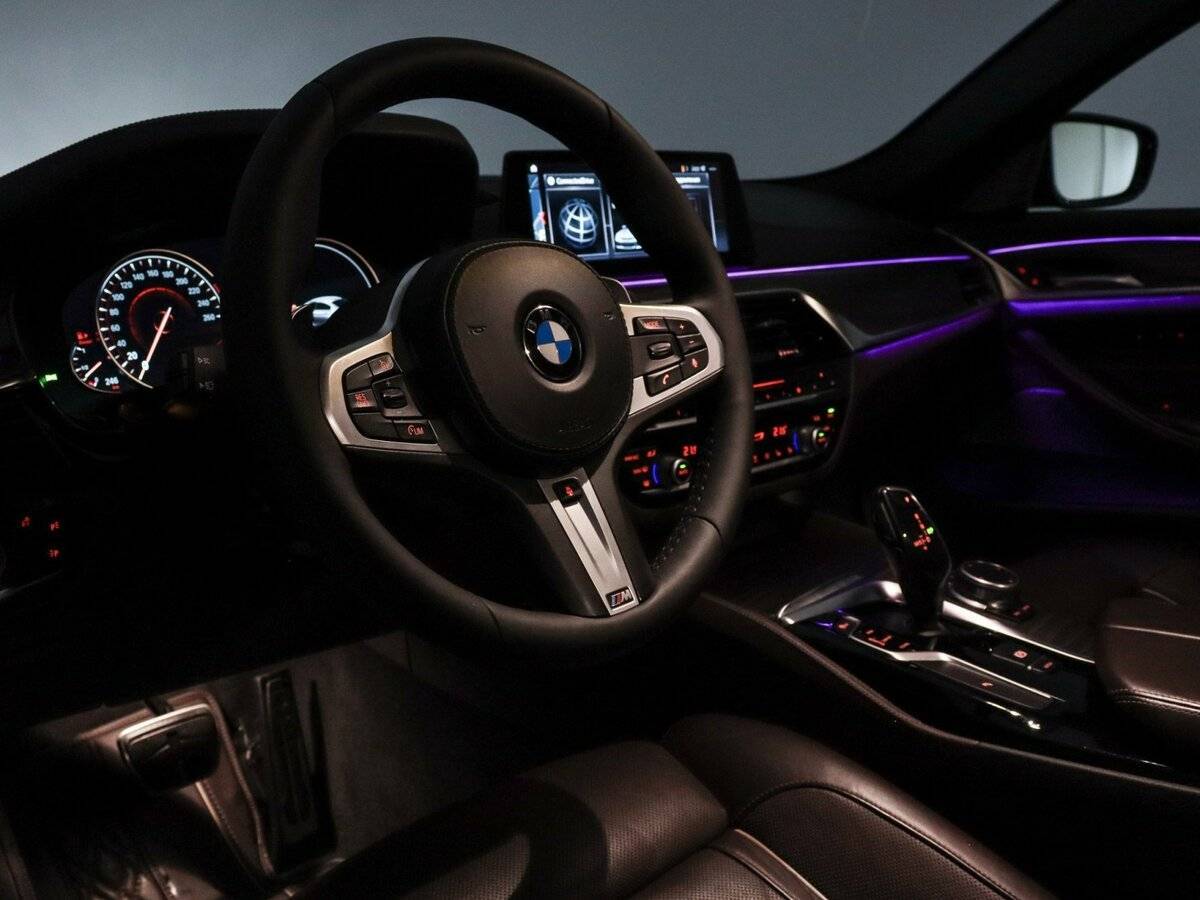 Купить BMW 5 серии с пробегом. Фото: #39