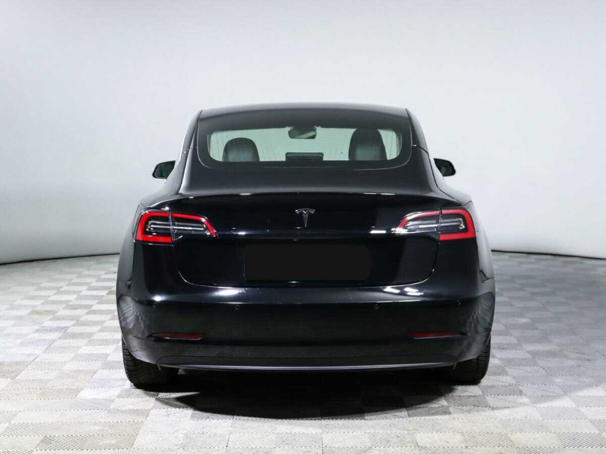 Купить Tesla Model 3 с пробегом. Фото: #4