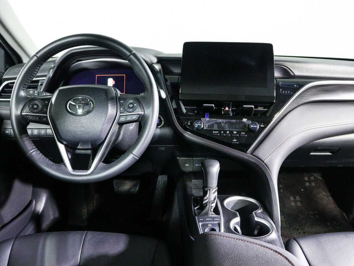 Купить Toyota Camry с пробегом. Фото: #9
