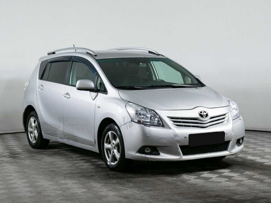 Купить Toyota Verso с пробегом. Фото: #2