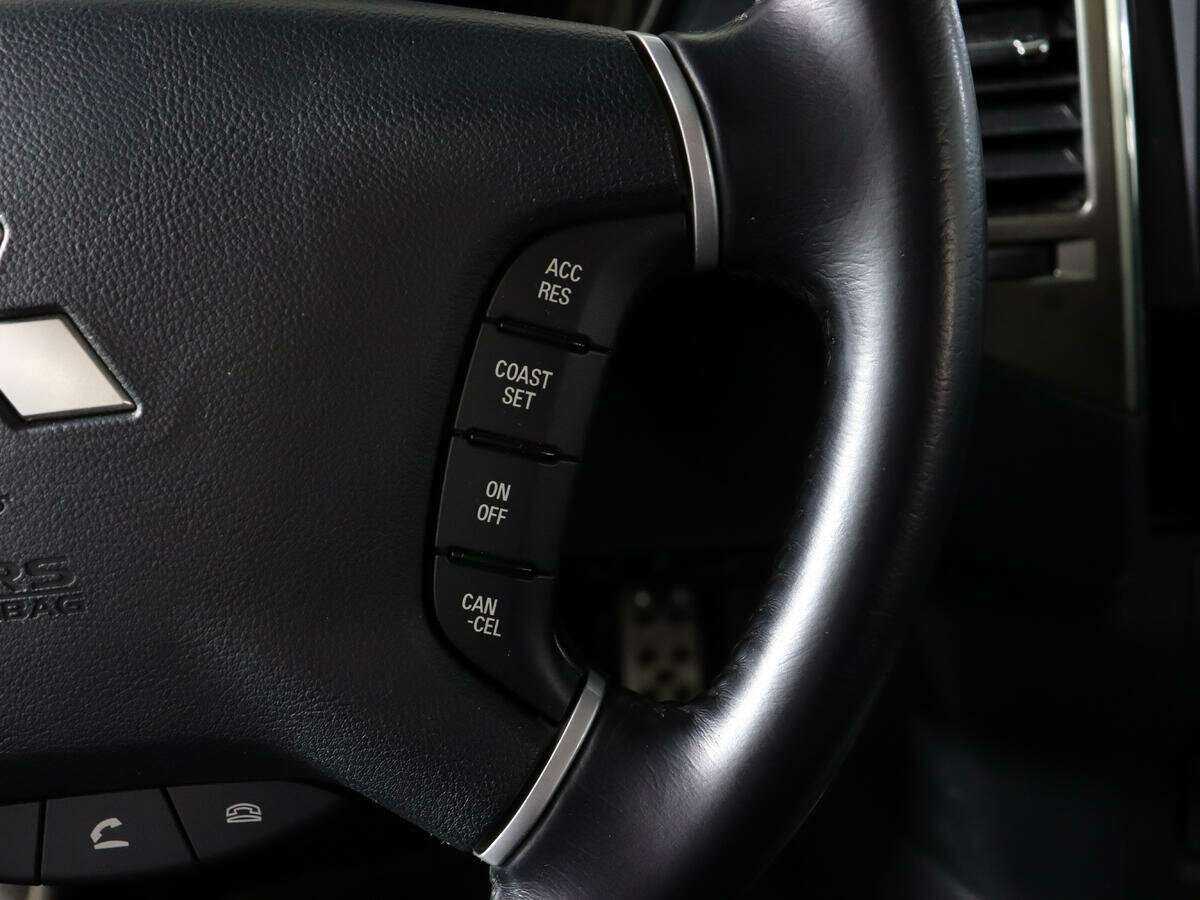 Купить Mitsubishi Pajero с пробегом. Фото: #16
