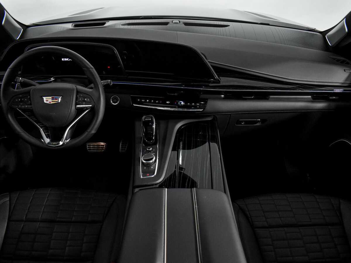Купить Cadillac Escalade-V с пробегом. Фото: #16