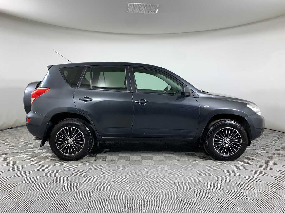 Купить Toyota RAV4 с пробегом. Фото: #3