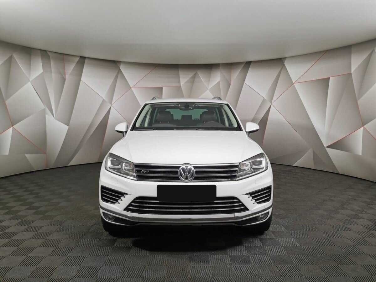 Купить Volkswagen Touareg с пробегом. Фото: #6