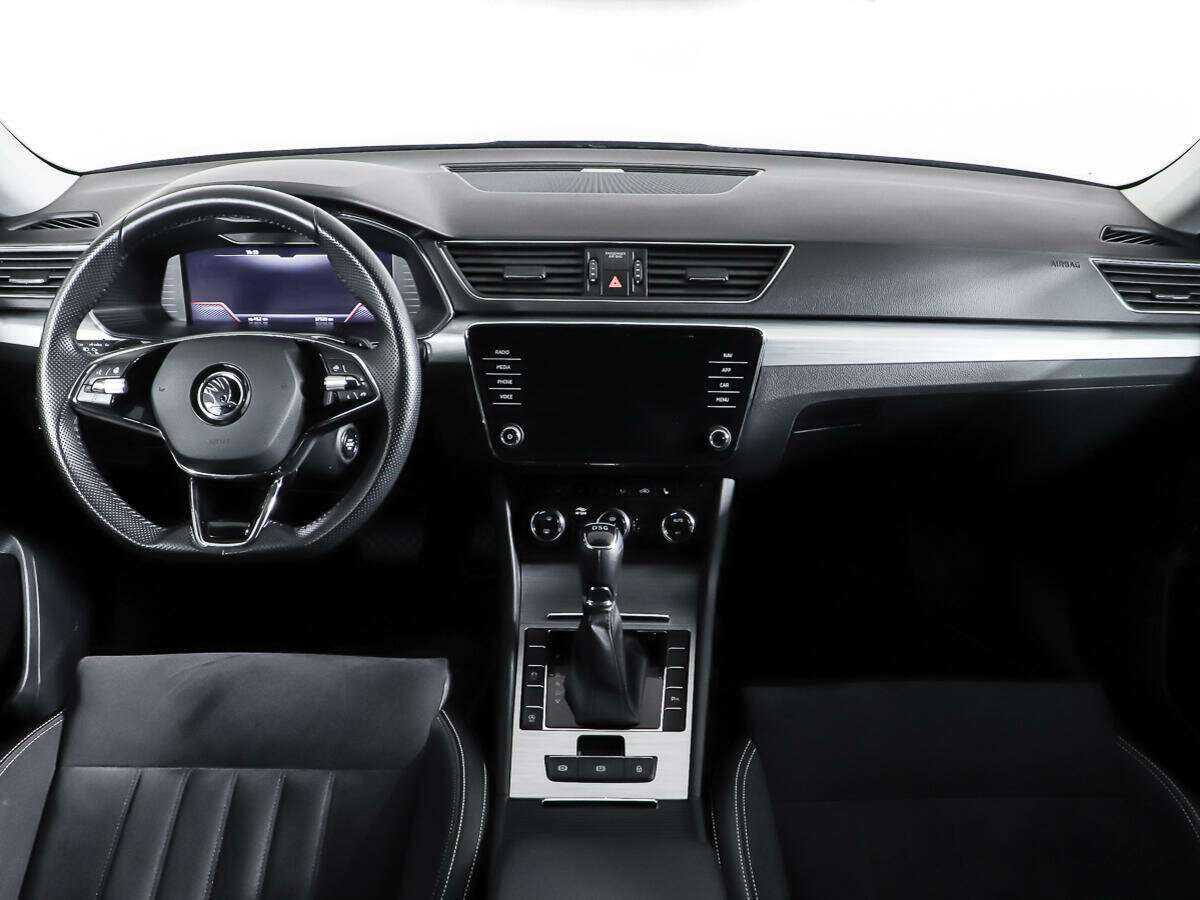Купить Skoda Superb с пробегом. Фото: #10