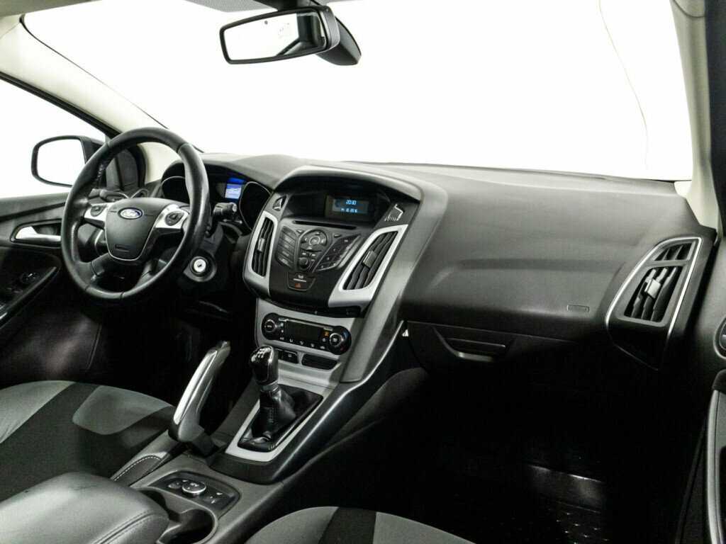 Купить Ford Focus с пробегом. Фото: #8