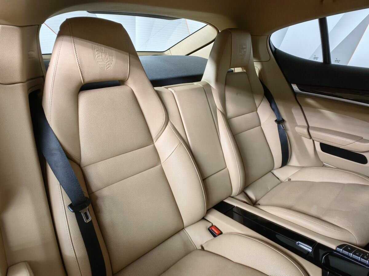 Купить Porsche Panamera с пробегом. Фото: #12