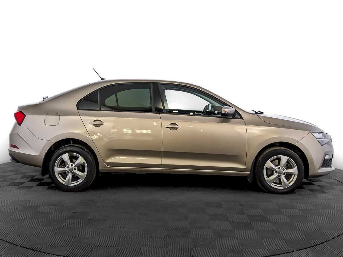 Купить Skoda Rapid с пробегом. Фото: #3
