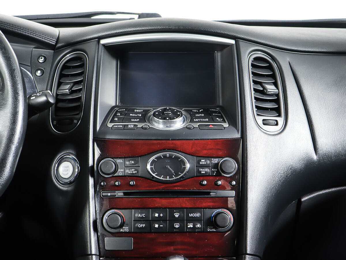 Купить Infiniti QX50 с пробегом. Фото: #13