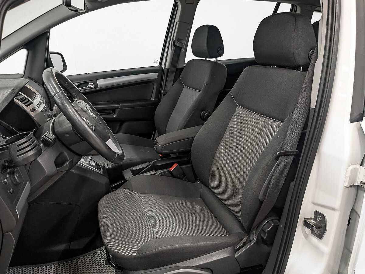 Купить Opel Zafira с пробегом. Фото: #19