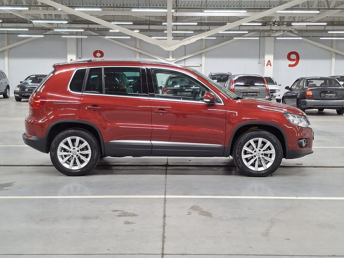 Купить Volkswagen Tiguan с пробегом. Фото: #3