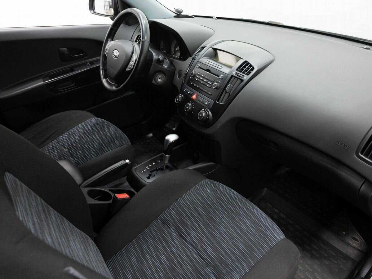 Купить Kia Ceed с пробегом. Фото: #10