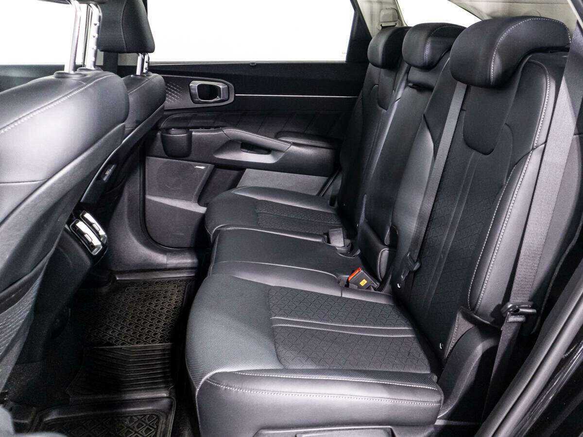 Купить Kia Sorento с пробегом. Фото: #9
