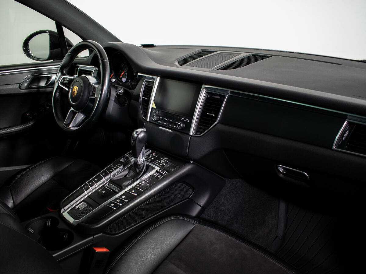 Купить Porsche Macan с пробегом. Фото: #8