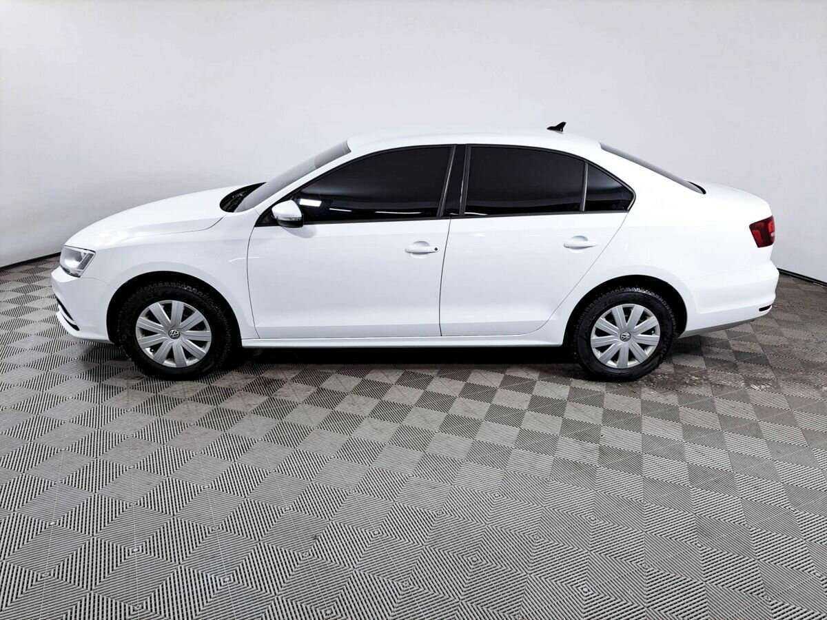Купить Volkswagen Jetta с пробегом. Фото: #7