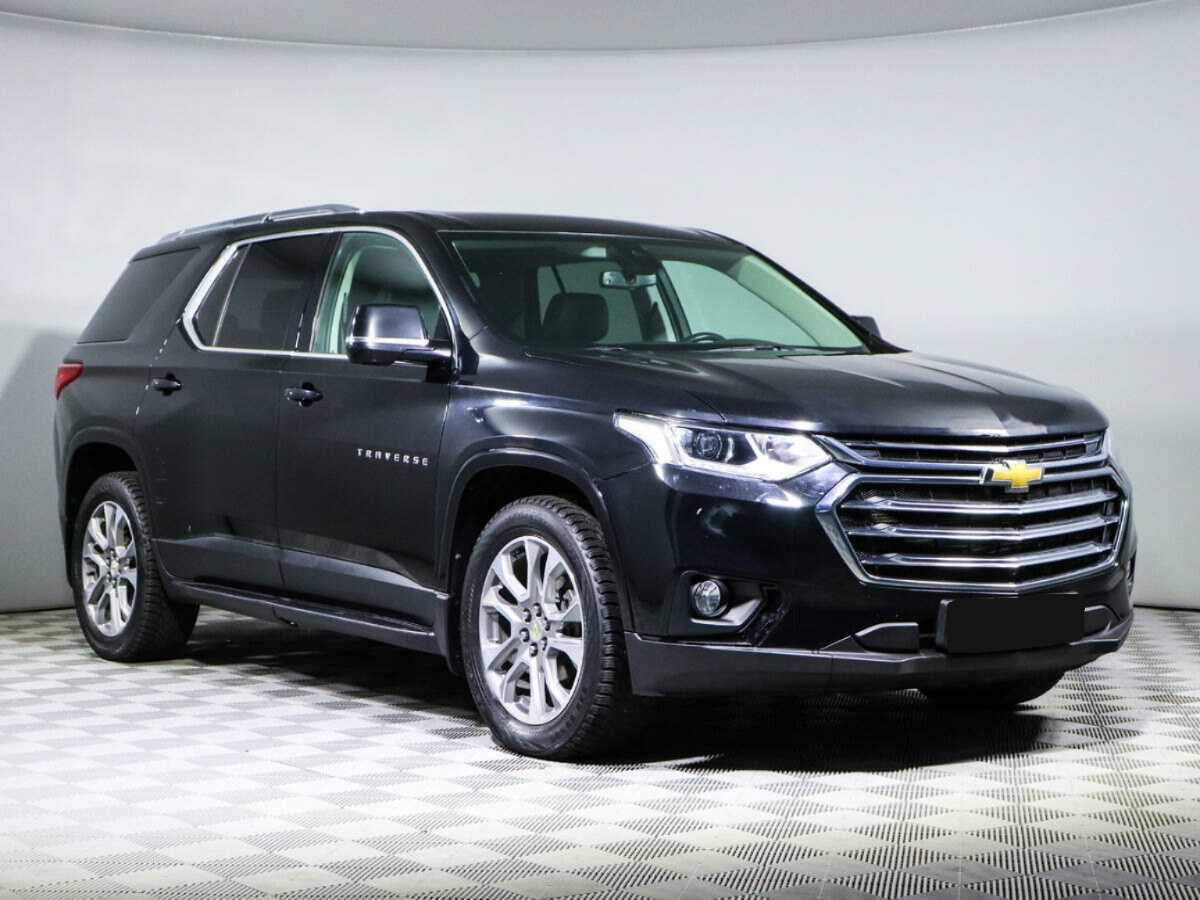 Купить Chevrolet Traverse с пробегом. Фото: #2