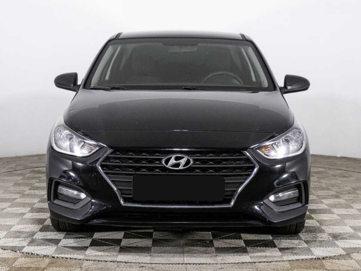 Купить Hyundai Solaris с пробегом. Фото: #1