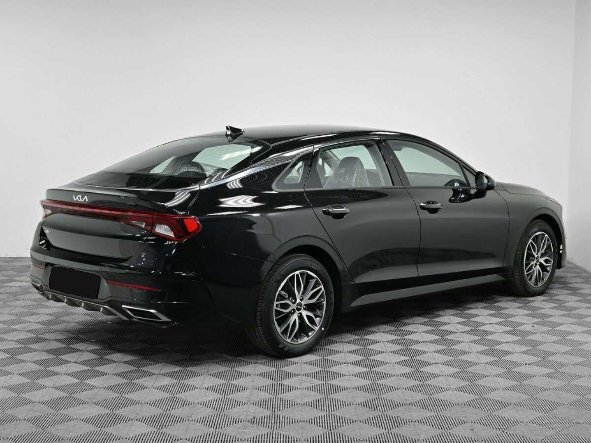 Купить Kia K5 с пробегом. Фото: #1