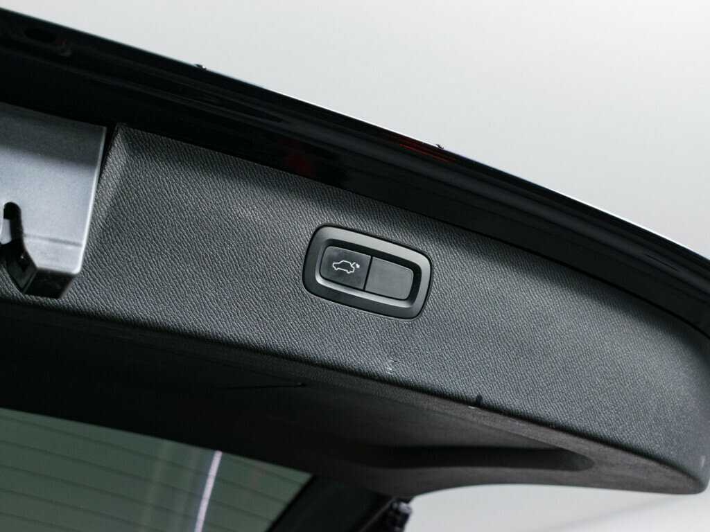 Купить Volvo XC90 с пробегом. Фото: #5