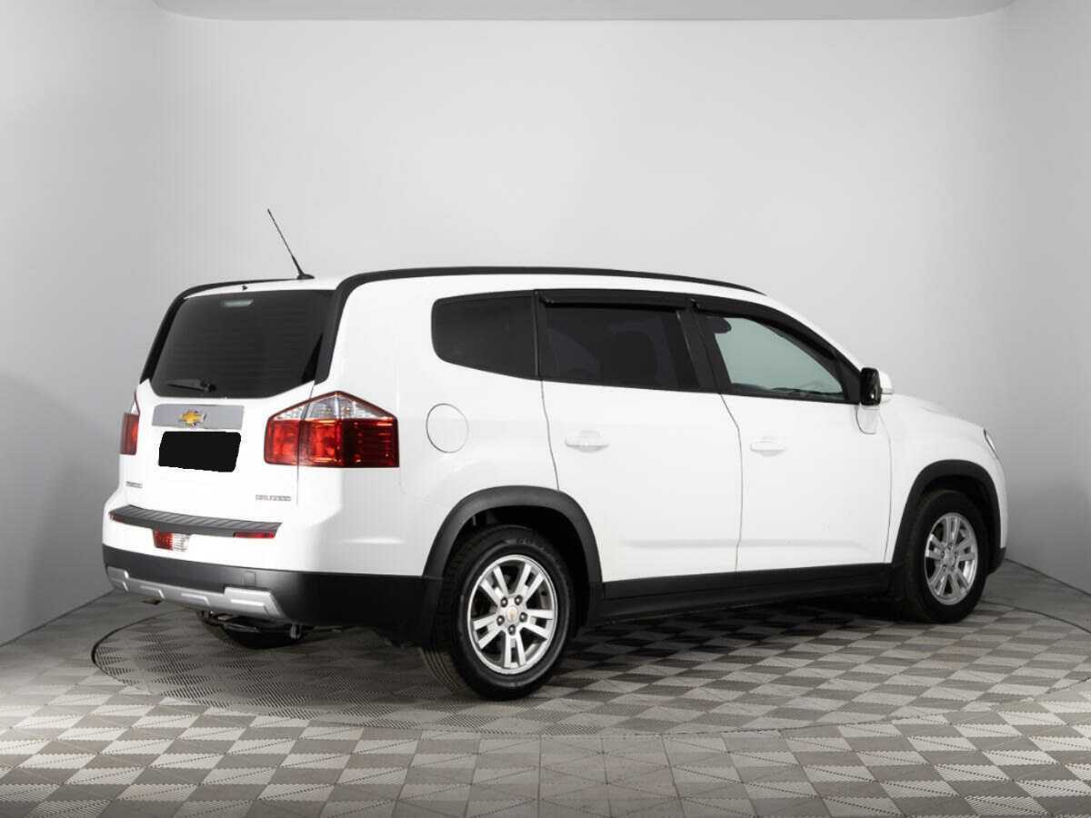 Купить Chevrolet Orlando с пробегом. Фото: #4
