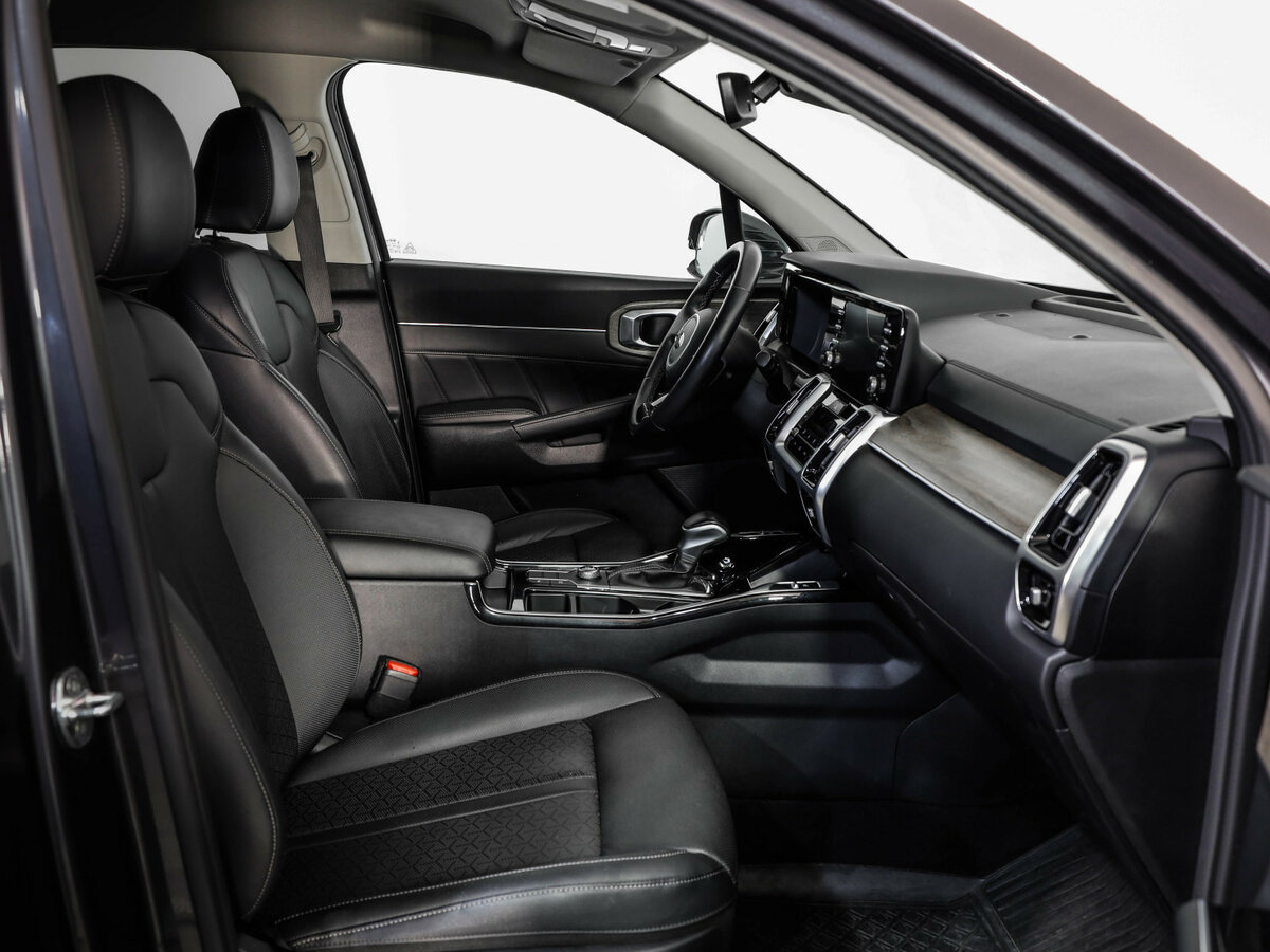 Купить Kia Sorento с пробегом. Фото: #25