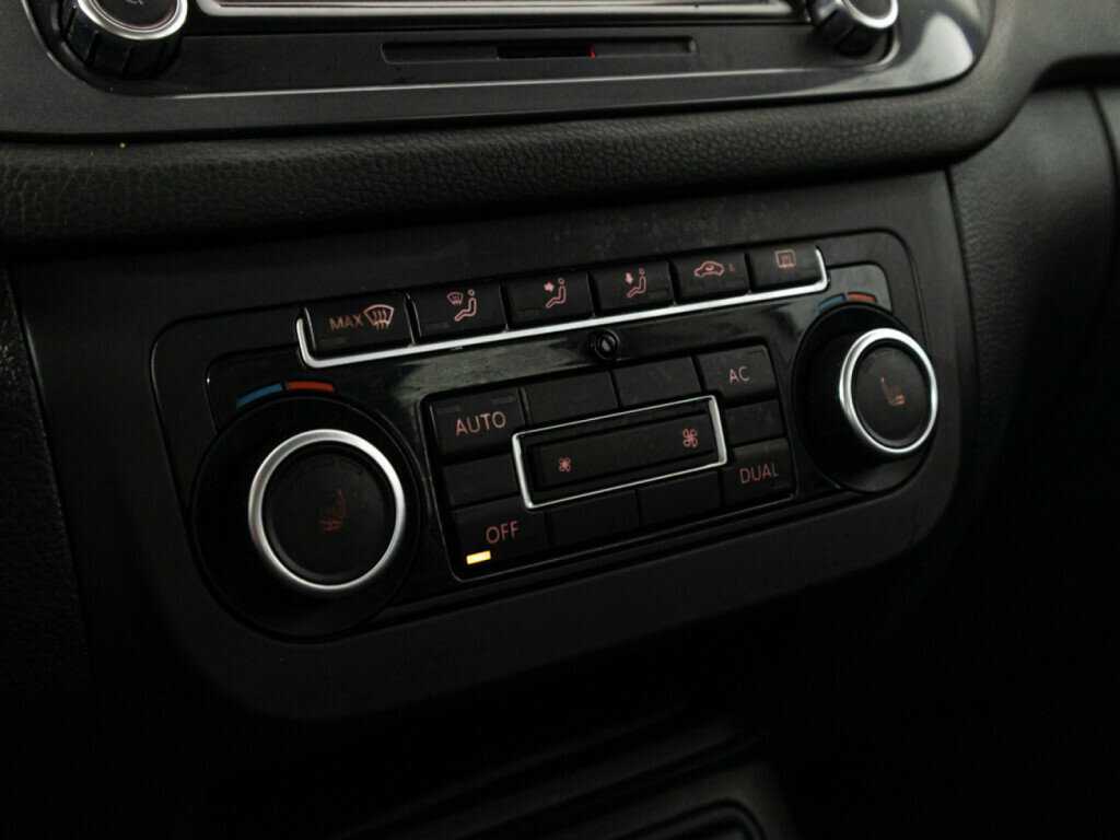 Купить Volkswagen Tiguan с пробегом. Фото: #15