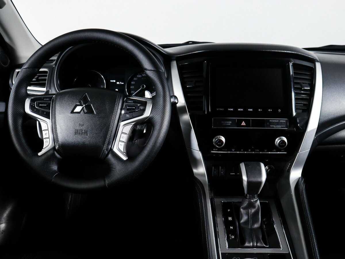Купить Mitsubishi Pajero Sport с пробегом. Фото: #8
