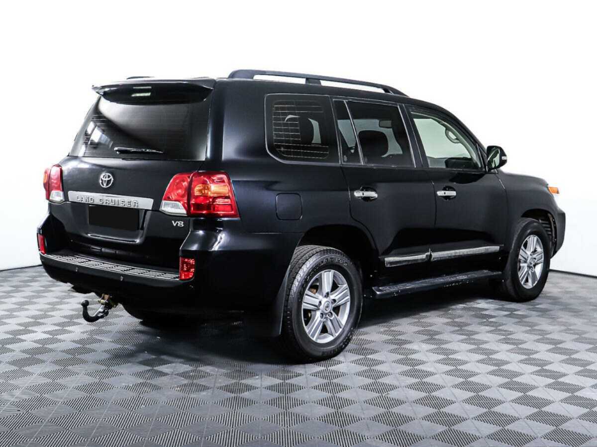 Купить Toyota Land Cruiser с пробегом. Фото: #4