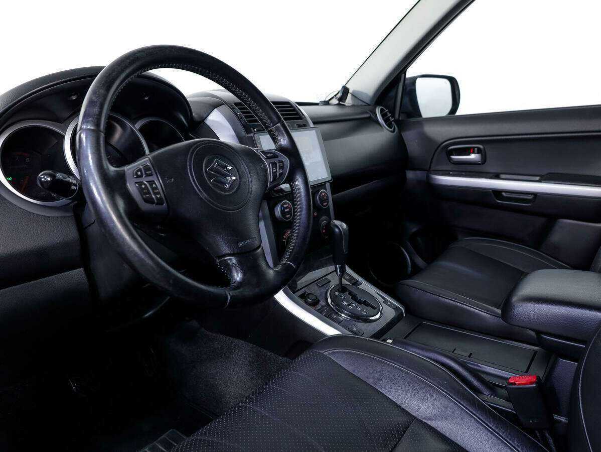 Купить Suzuki Grand Vitara с пробегом. Фото: #11