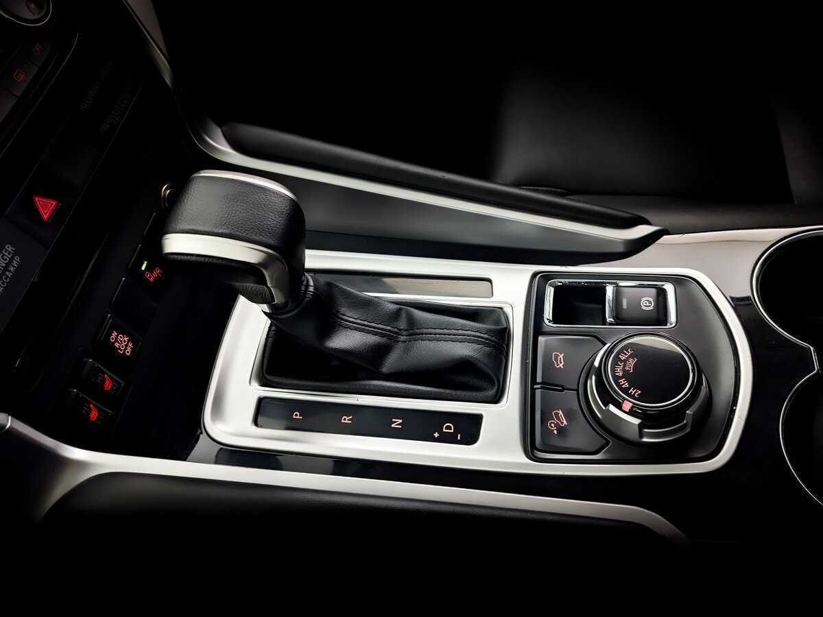 Купить Mitsubishi Pajero Sport с пробегом. Фото: #24