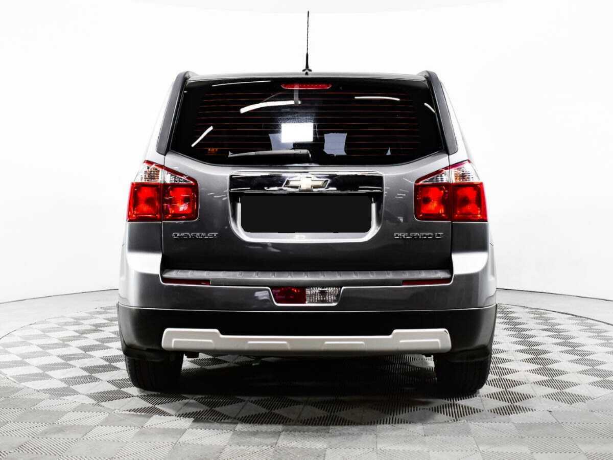 Купить Chevrolet Orlando с пробегом. Фото: #3