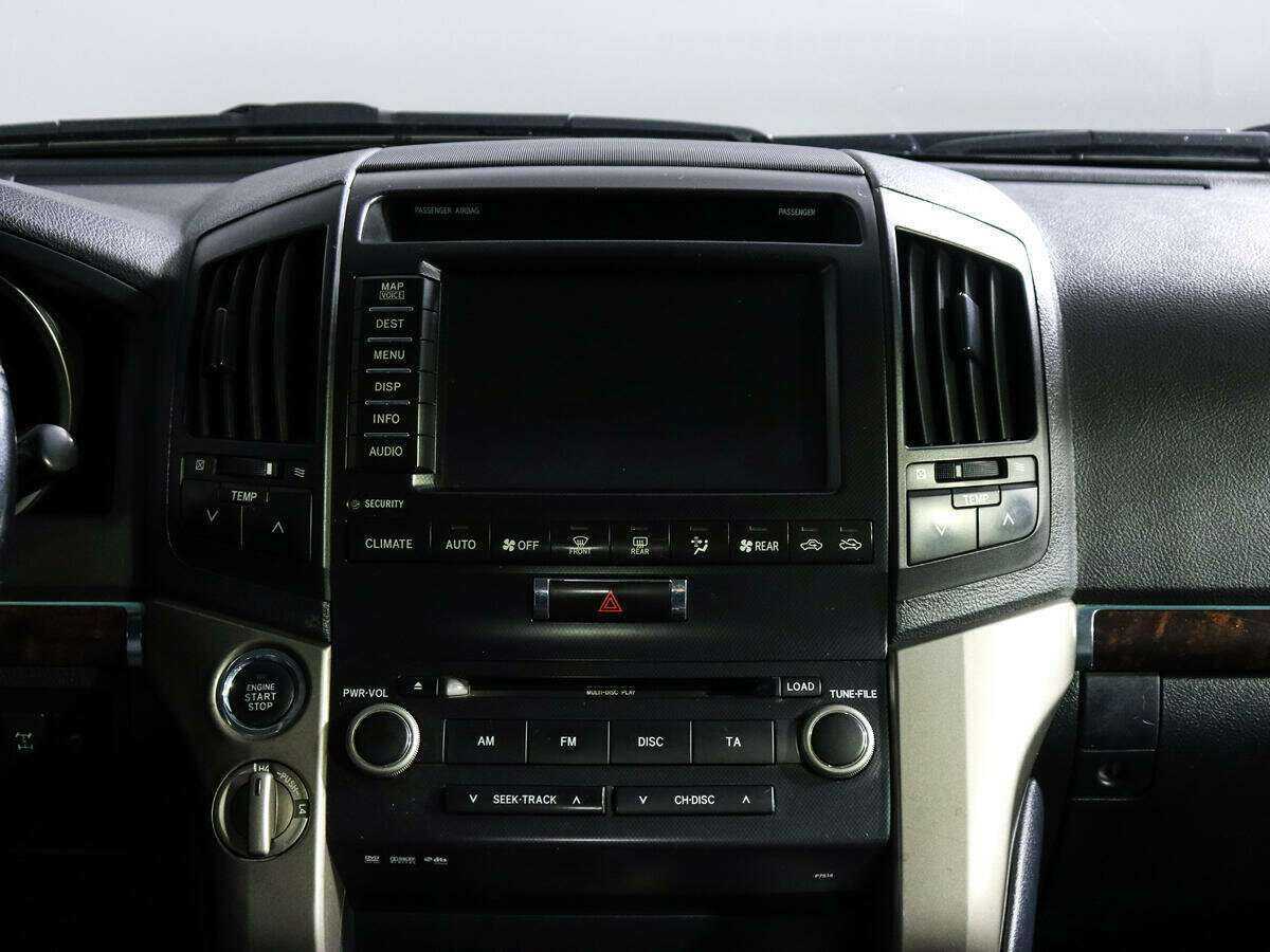 Купить Toyota Land Cruiser с пробегом. Фото: #9