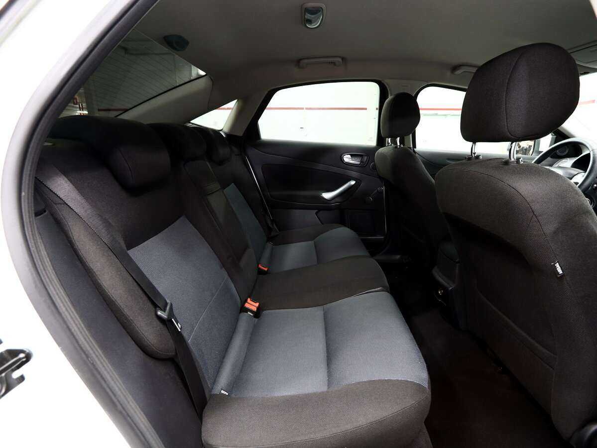 Купить Ford Mondeo с пробегом. Фото: #18