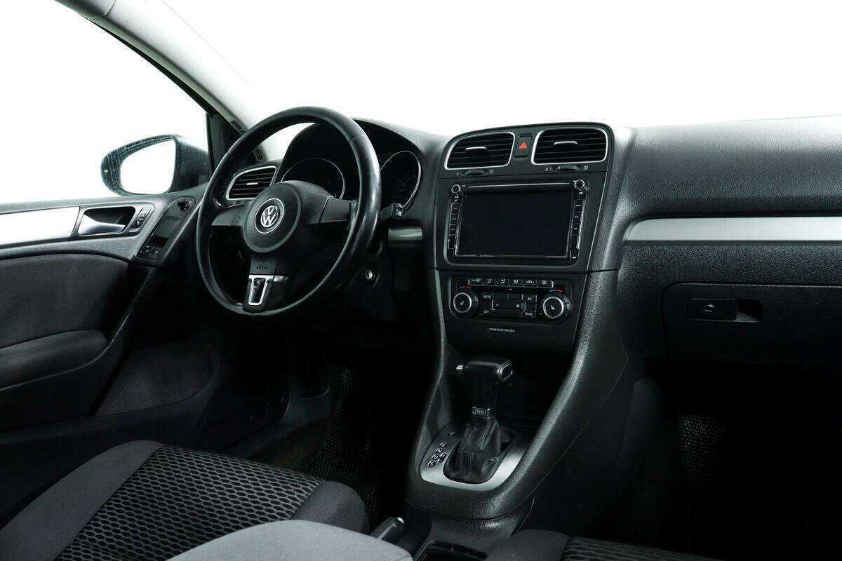 Купить Volkswagen Golf с пробегом. Фото: #7