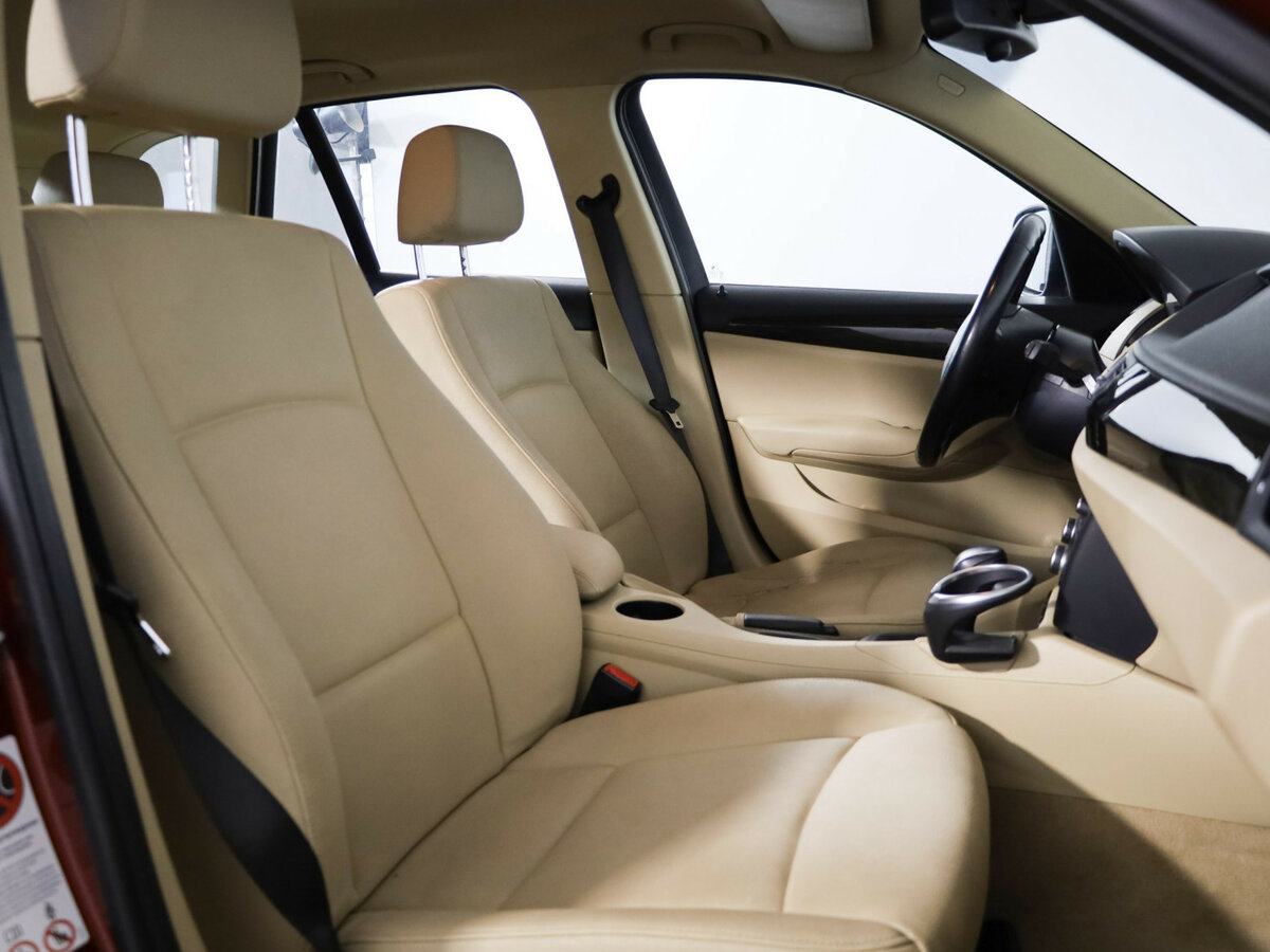 Купить BMW X1 с пробегом. Фото: #9
