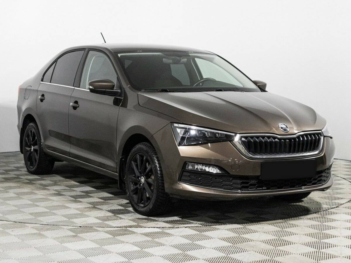 Купить Skoda Rapid с пробегом. Фото: #2