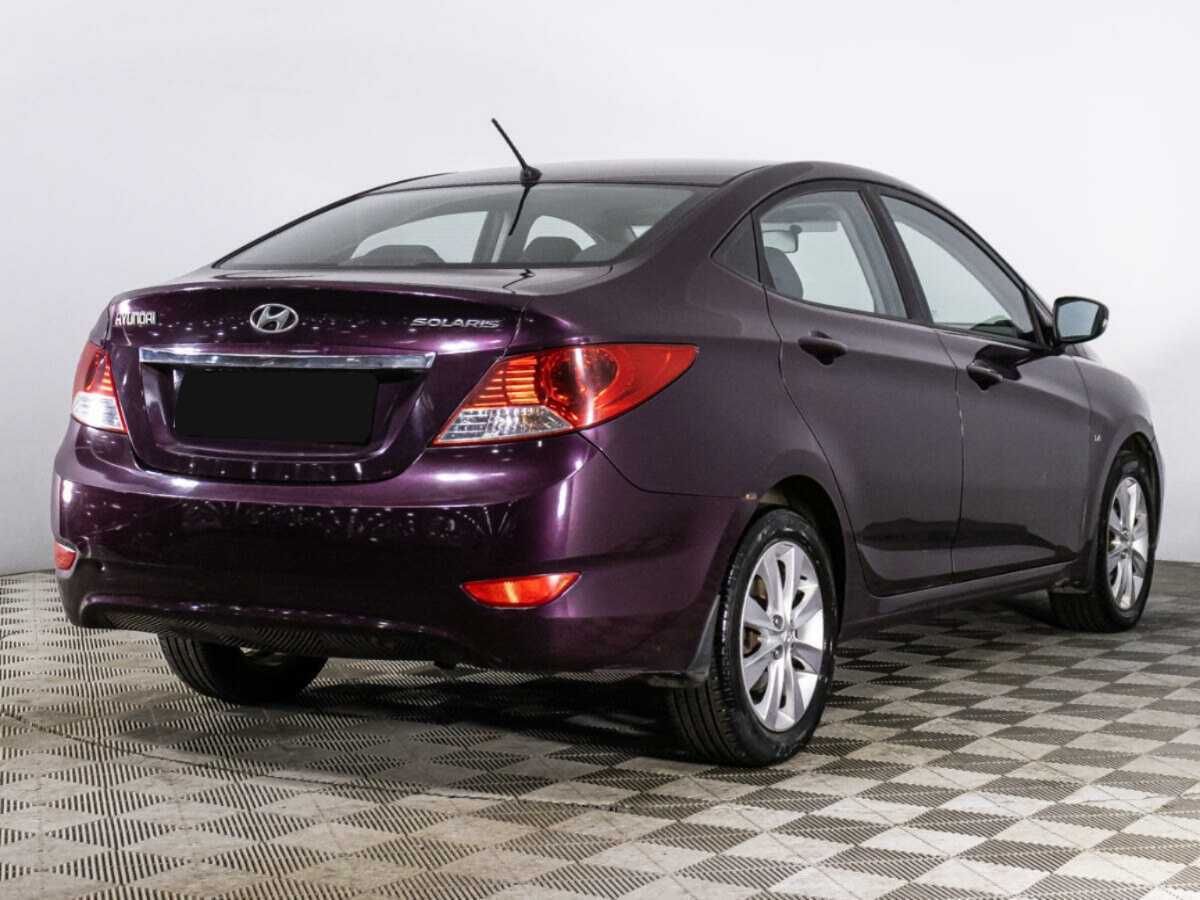 Купить Hyundai Solaris с пробегом. Фото: #4