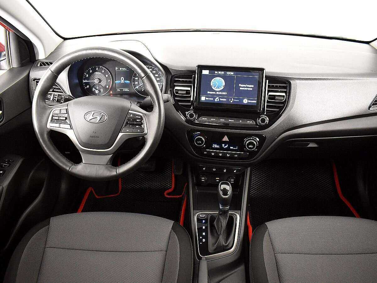 Купить Hyundai Solaris с пробегом. Фото: #9