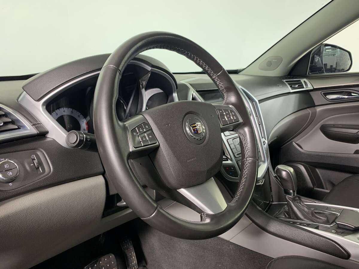 Купить Cadillac SRX с пробегом. Фото: #8