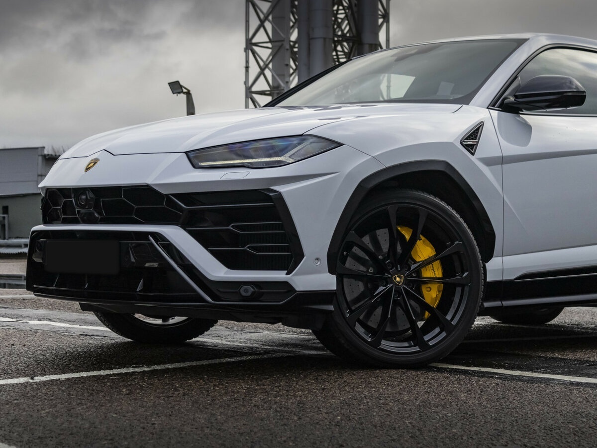 Купить Lamborghini Urus с пробегом. Фото: #1