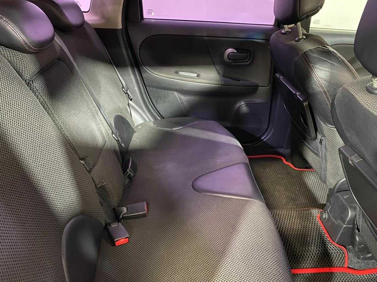Купить Nissan Note с пробегом. Фото: #9