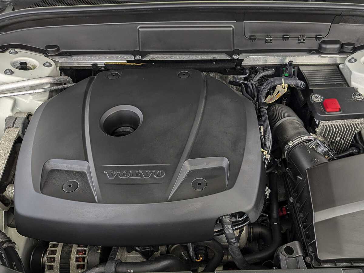 Купить Volvo XC60 с пробегом. Фото: #8