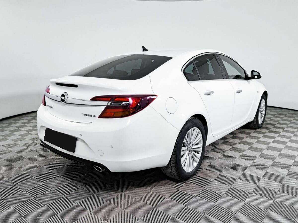 Купить Opel Insignia с пробегом. Фото: #3