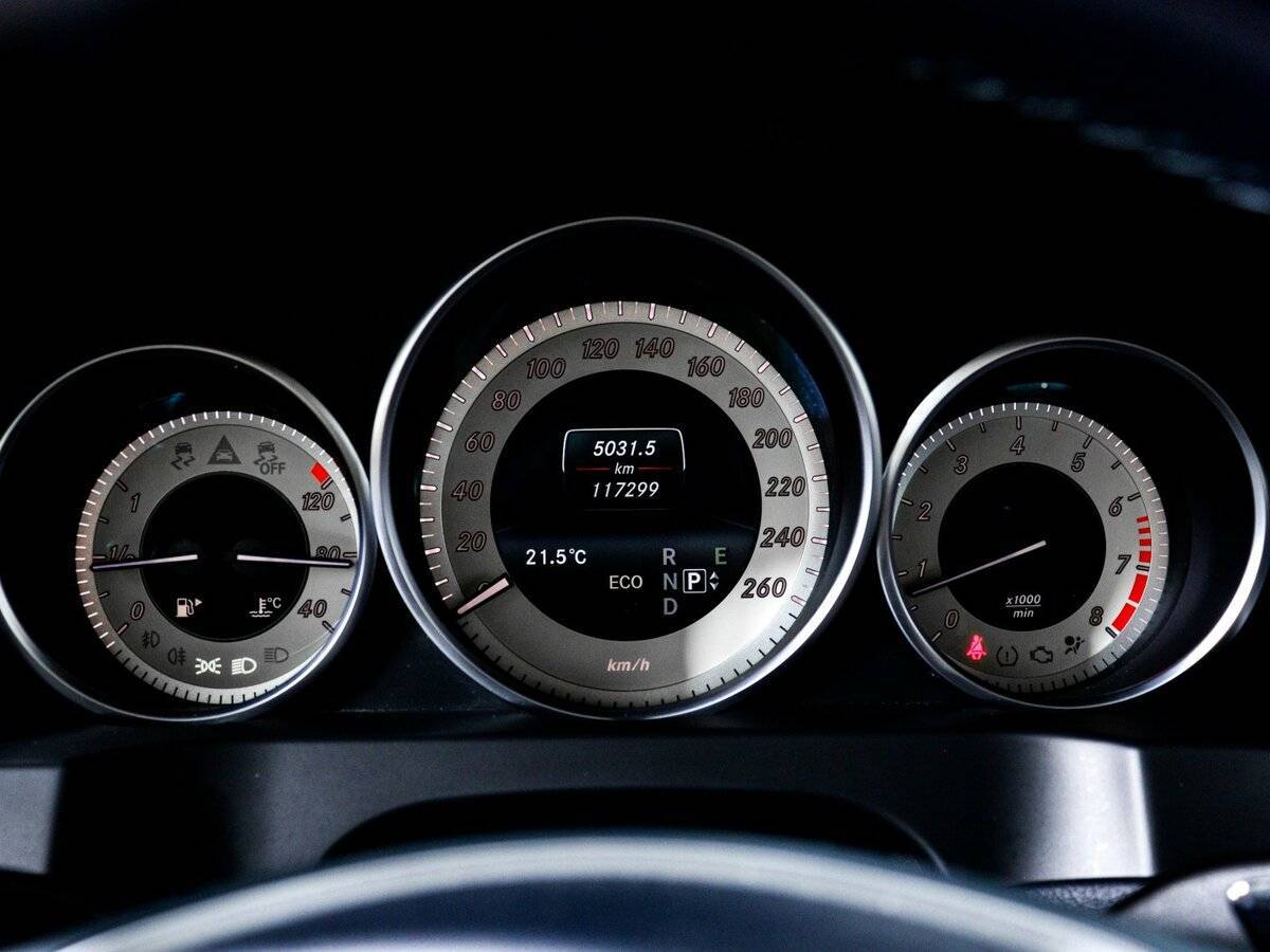Купить Mercedes-Benz E-Класс с пробегом. Фото: #6