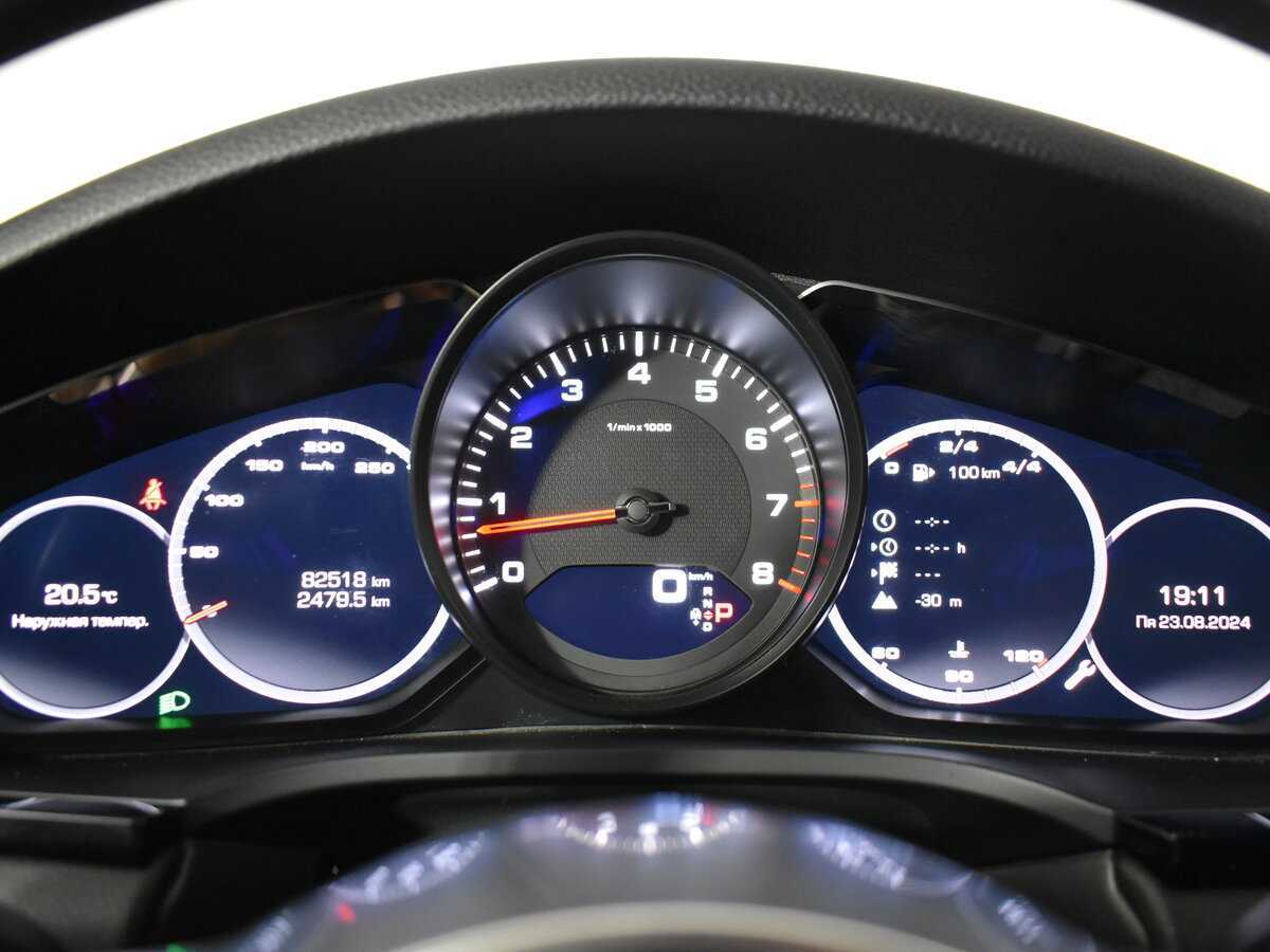 Купить Porsche Cayenne с пробегом. Фото: #14