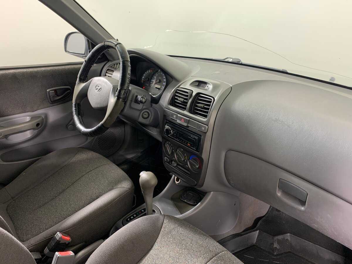 Купить Hyundai Accent с пробегом. Фото: #13