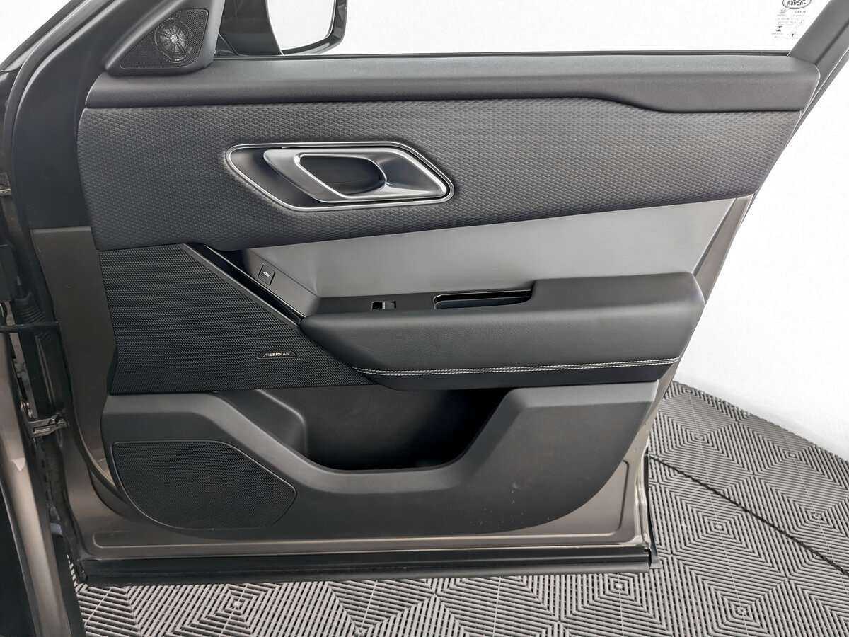 Купить Land Rover Range Rover Velar с пробегом. Фото: #19