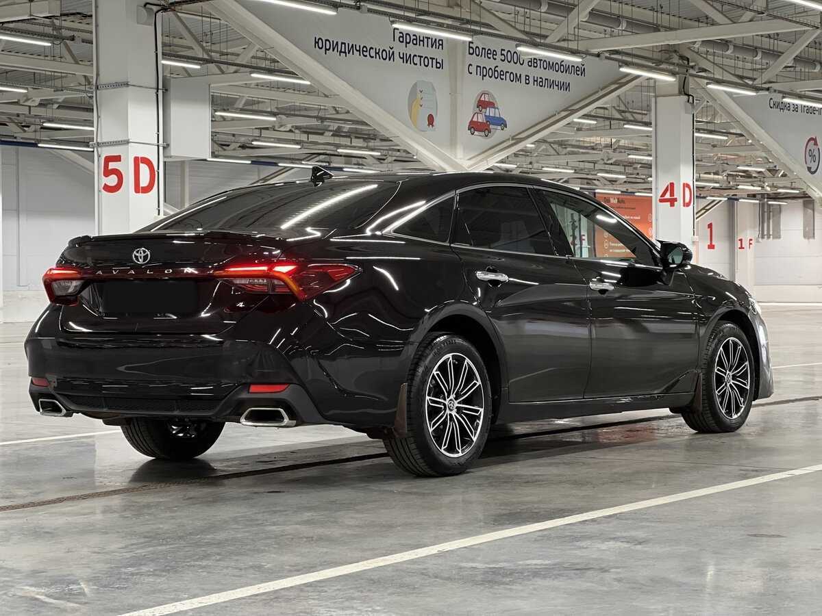 Купить Toyota Avalon с пробегом. Фото: #4